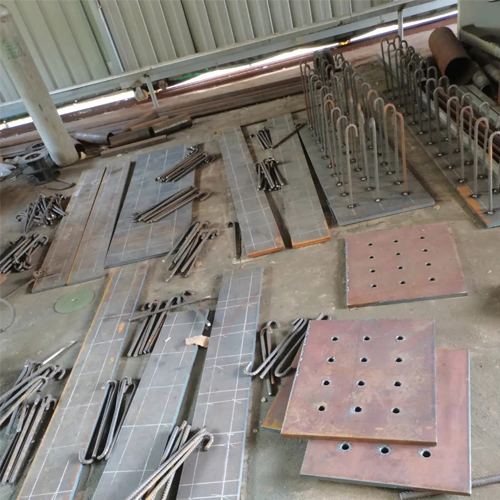 有哪些其他因素会影响枣庄预埋件位置的确定？